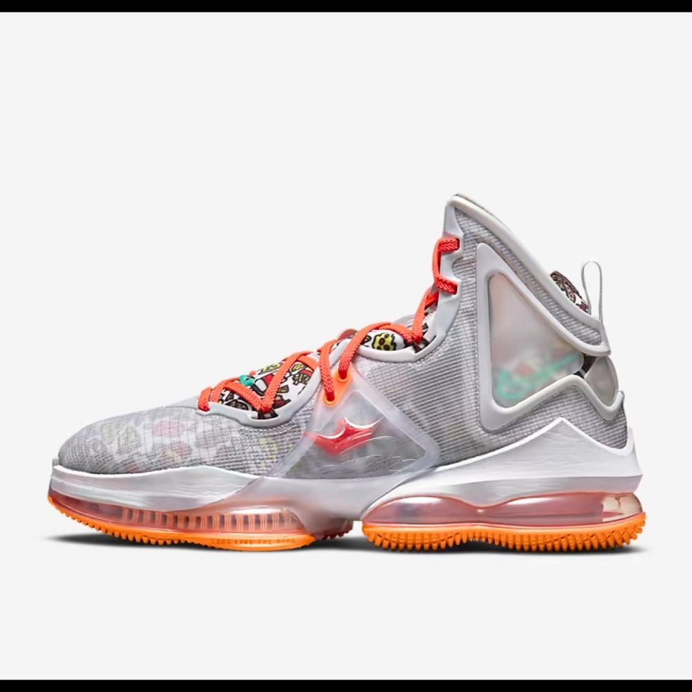 LeBron 19 Basketball/Fashion shoes